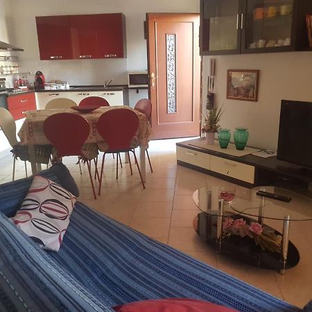 Alma House Apartamento Porto Torres Exterior foto